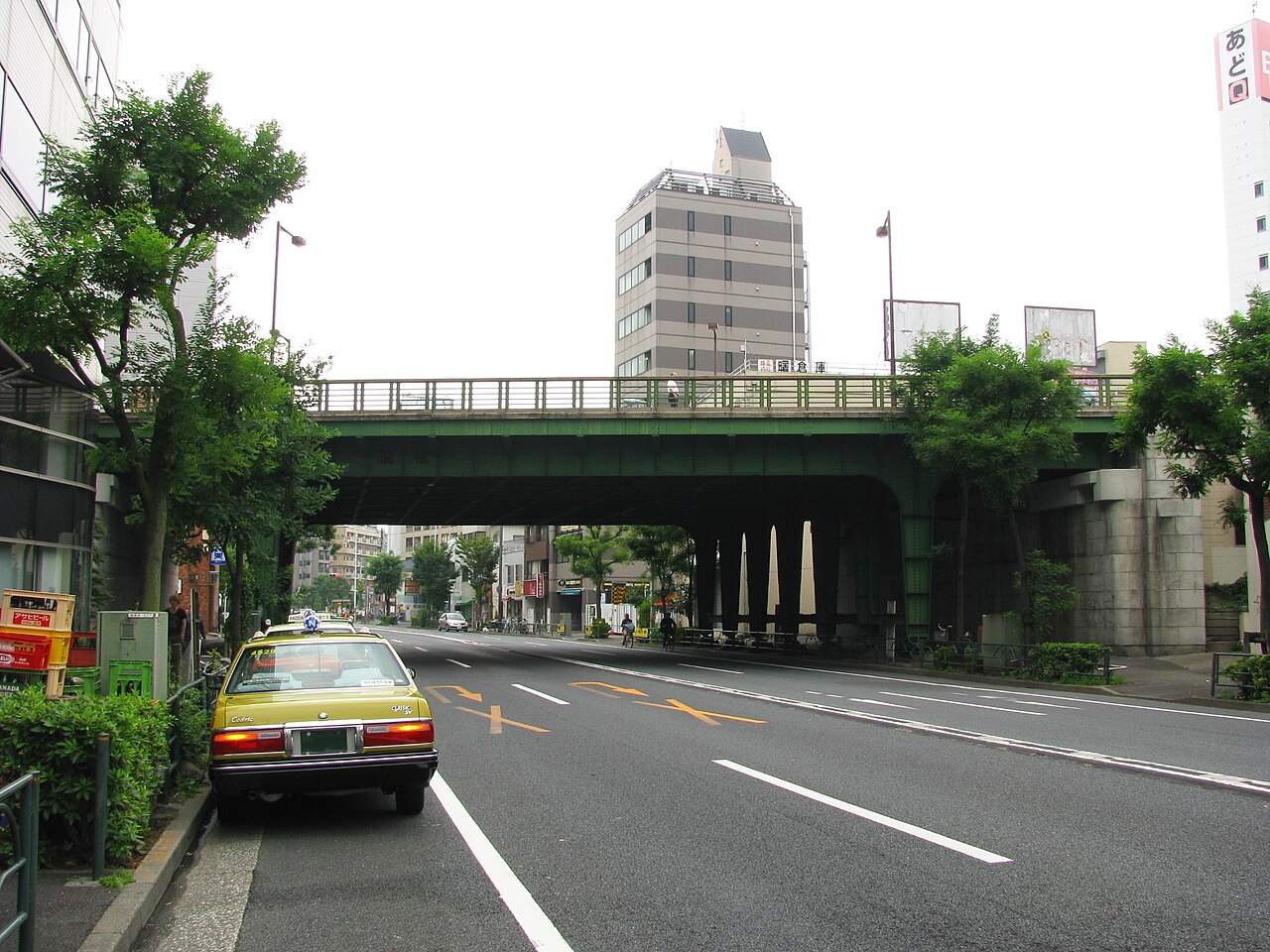 The Akebono-bashi is road bridge of the Tokyo Prefectural Route 319, over the Tokyo Prefectural Rout