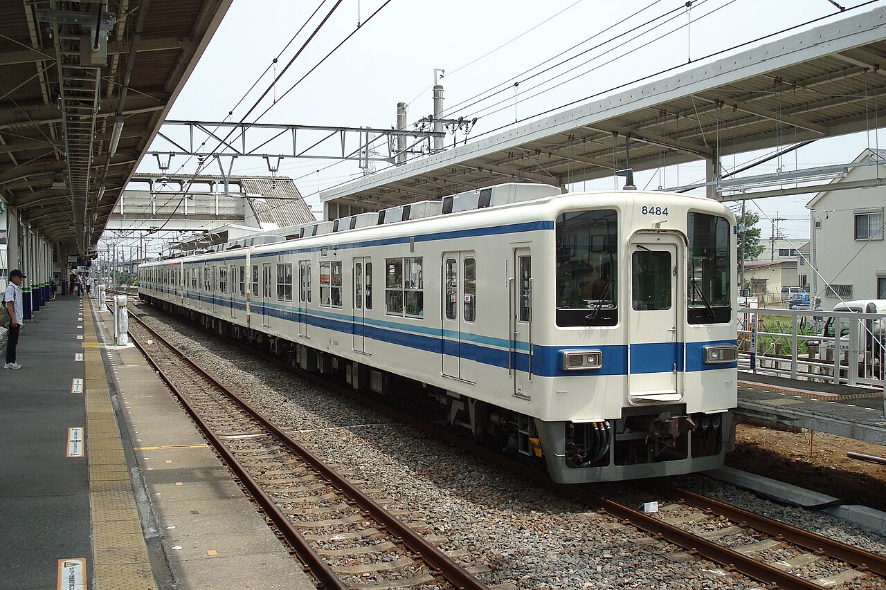 A Tobu 8000 series EMU at Ippommatsu Station on an Ogose Line service from Sakado to Ogose