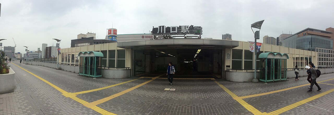 川口駅の西口 (Kawaguchi station, west exit)