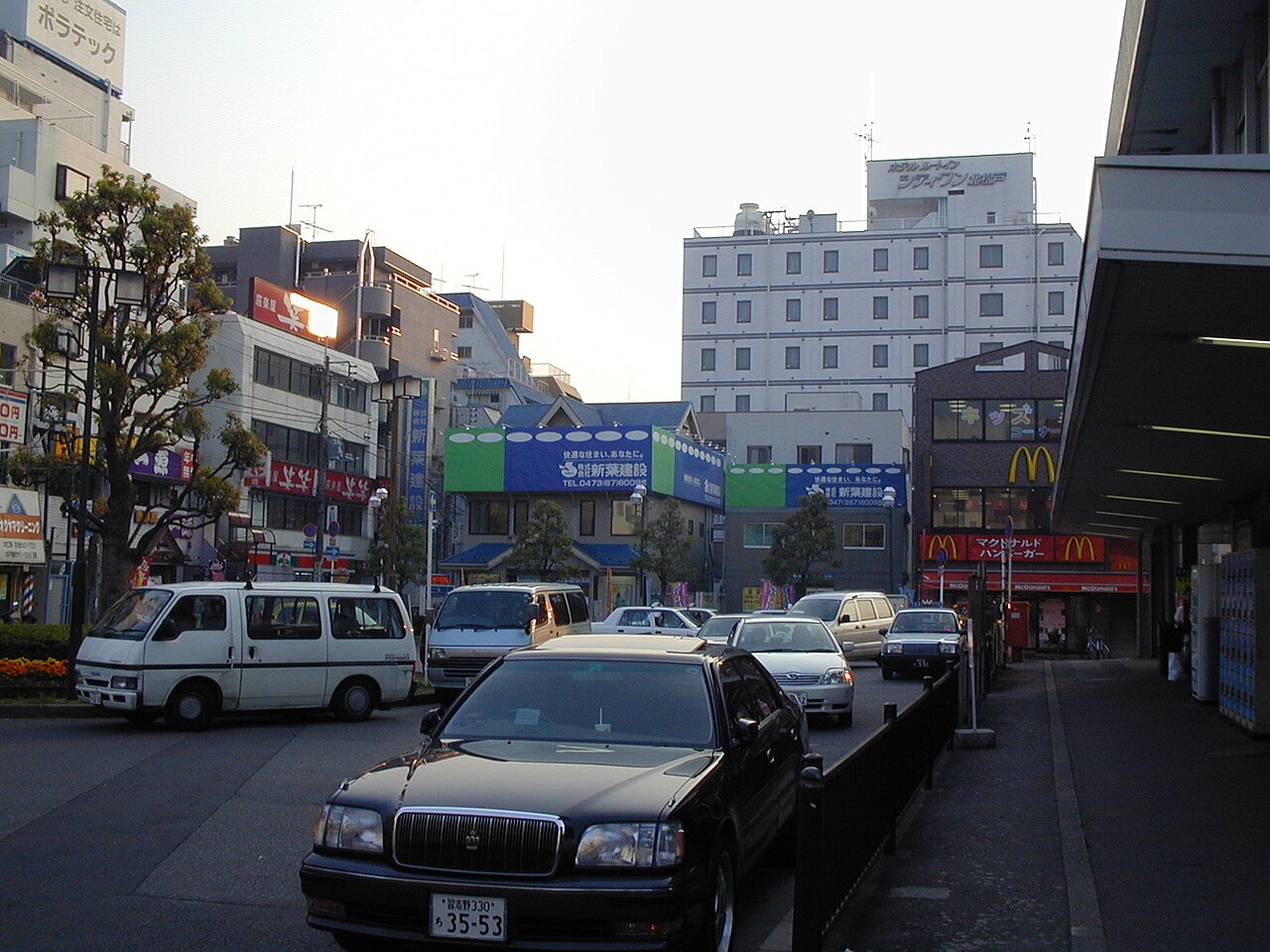 北松戸駅前