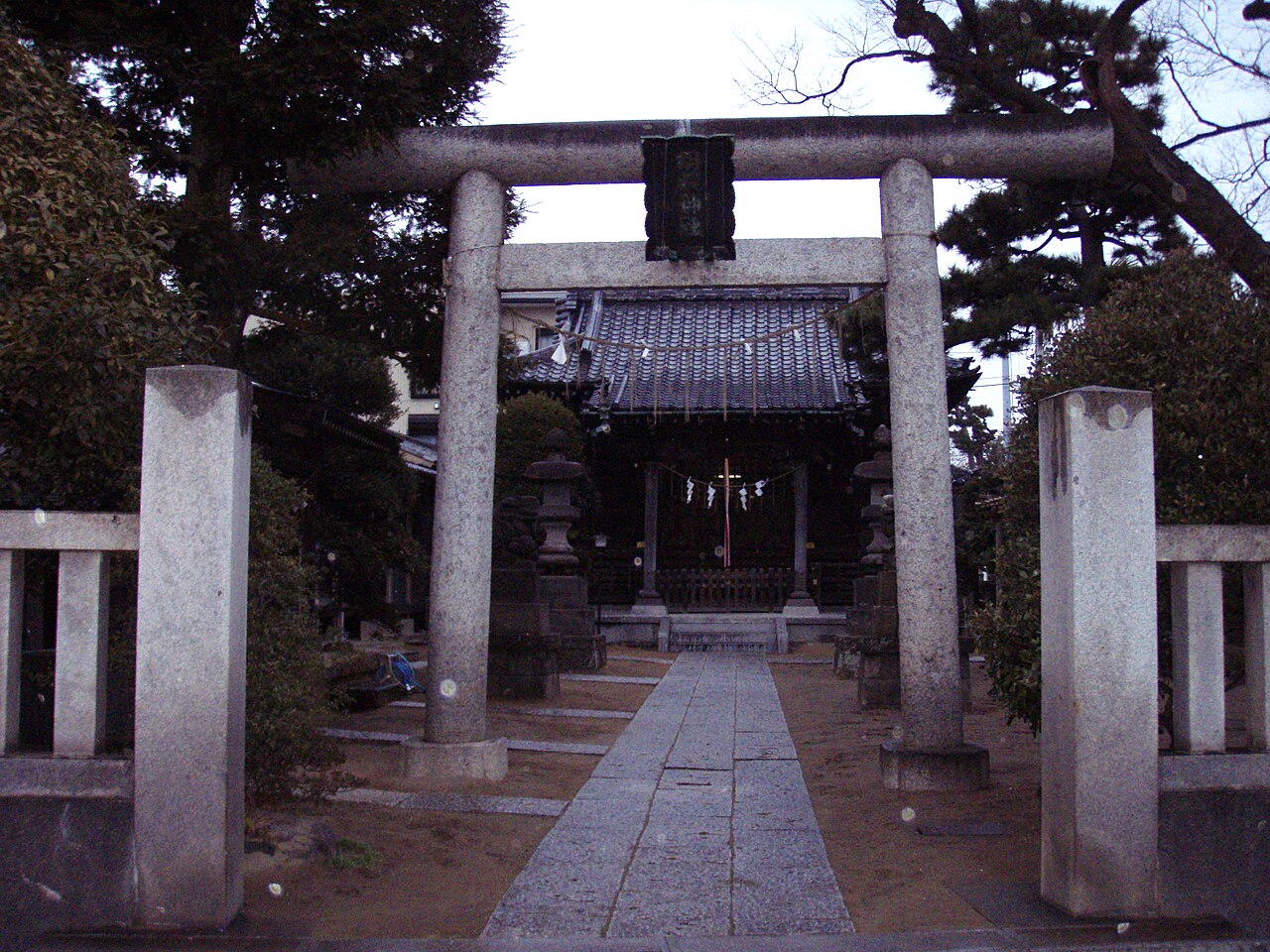 胡録神社