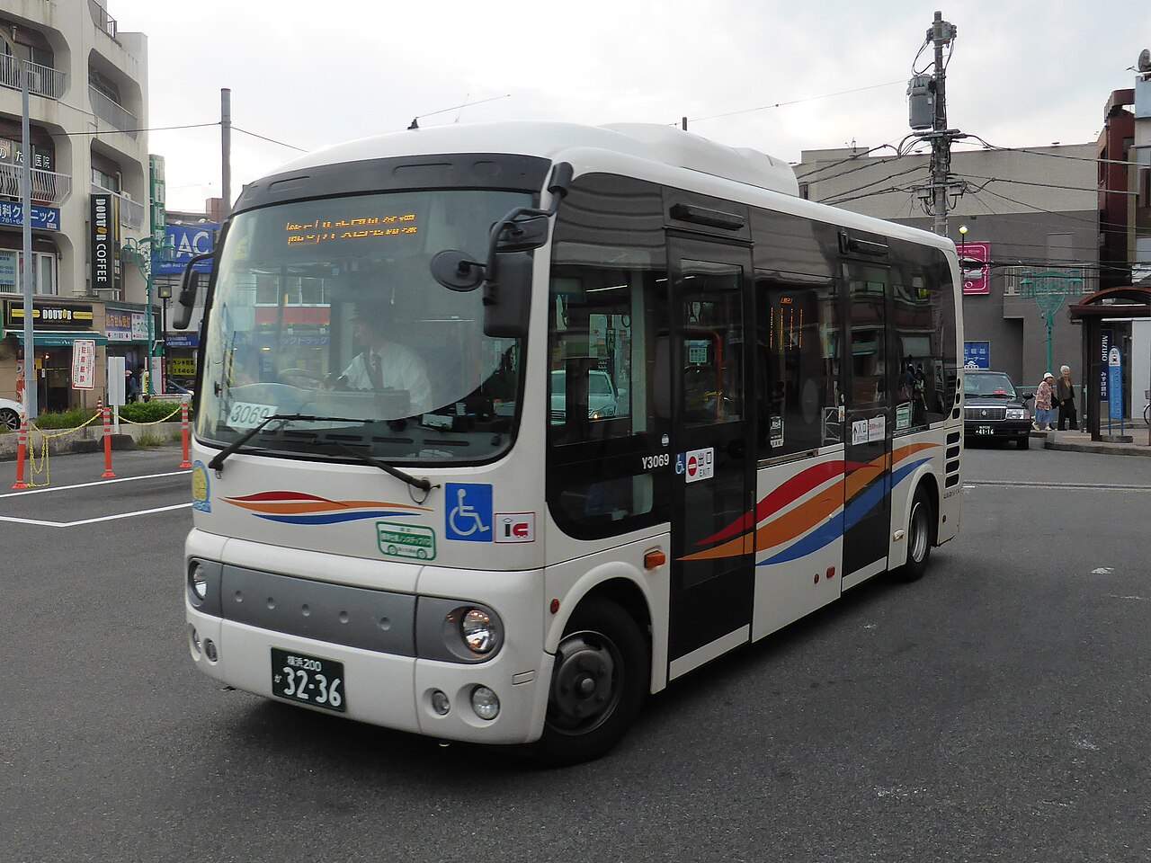 片吹団地循環で使用される小型車両