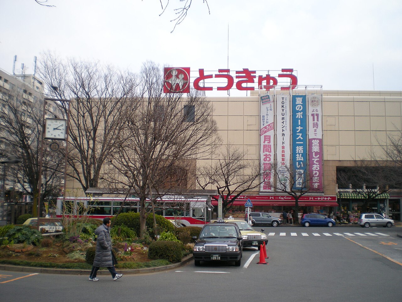 鷺沼駅前