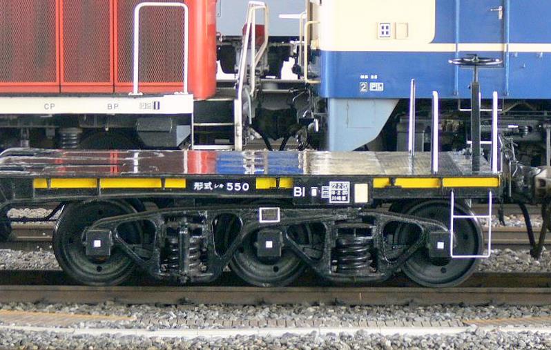The bogie of JR freight Shiki 550 Schnabel car Shiki 559 in Japan