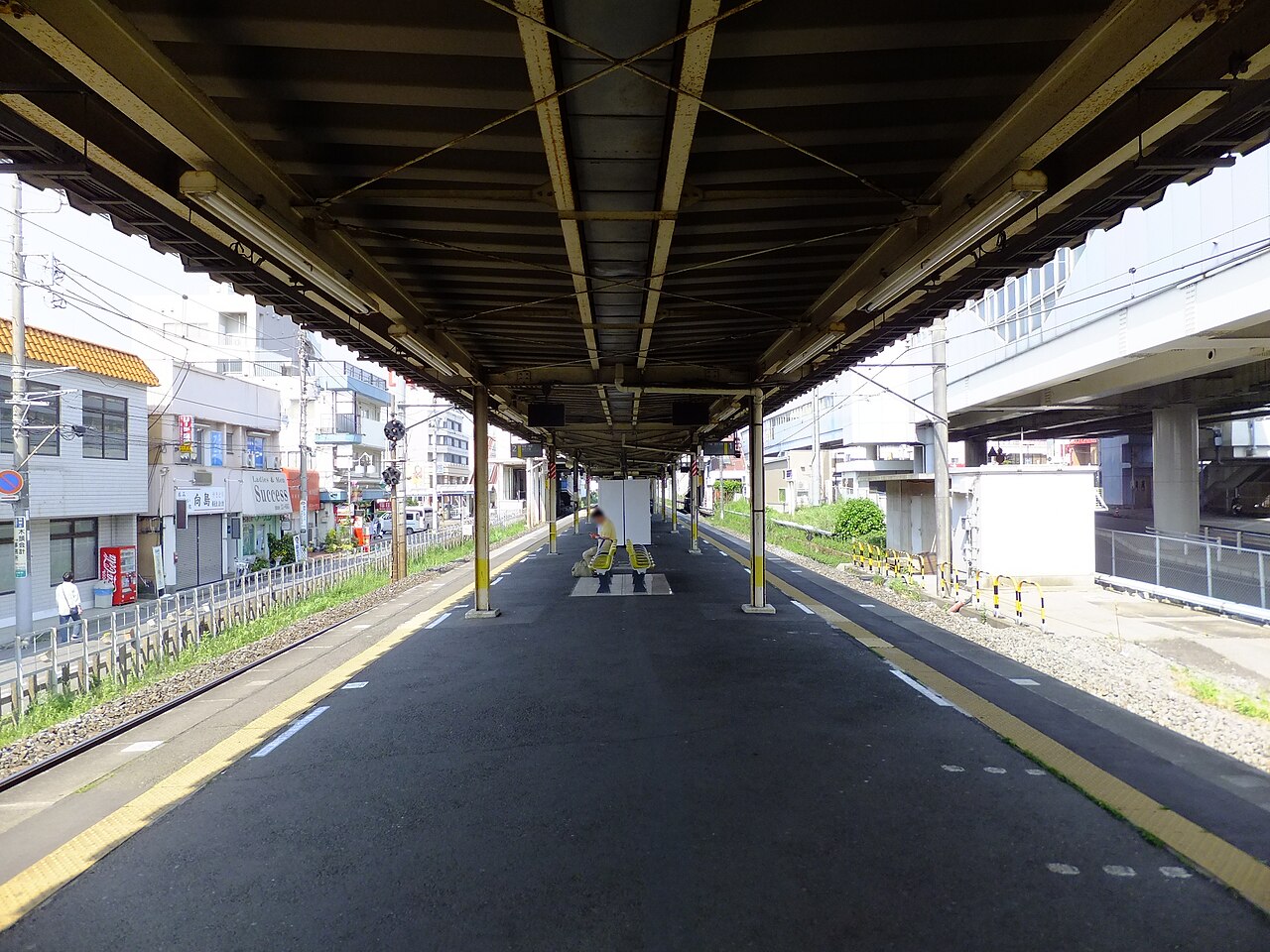JR総武本線都賀駅プラットホーム