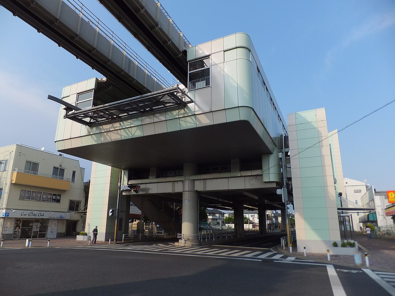 千葉都市モノレール小倉台駅